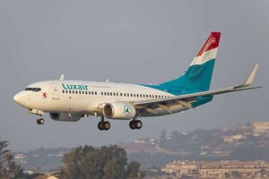 LX-LGS B737-700 Luxair (6235299294).jpg