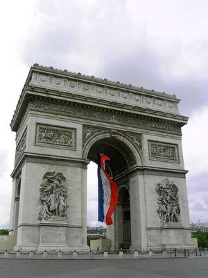 Arc De Triomphe 2004.jpg