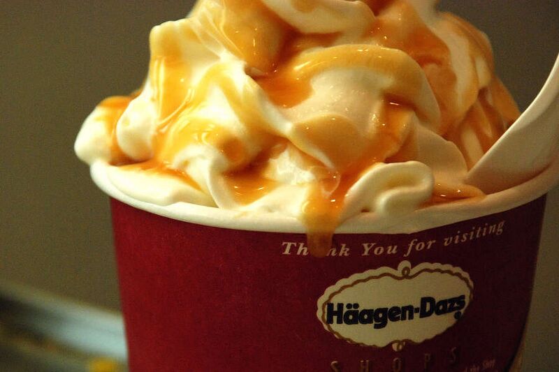 ملف:Dulce de leche sundae.jpg