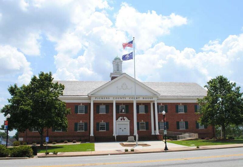 ملف:PickensSCCourthouse.jpg