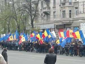 Manifestare pro-europeană la Chișinău-cropped.jpg
