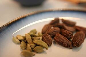 Black and green cardamom.jpg