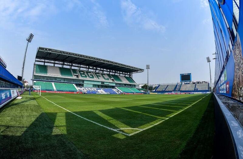 ملف:Leostadium120318.jpg