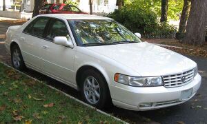98-04 Cadillac Seville.jpg