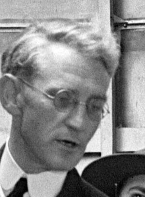 Dinsmore Alter.jpg