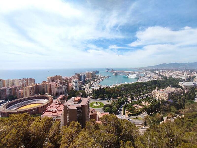ملف:Malaga 2023.jpg