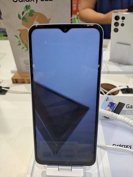 ملف:Samsung Galaxy A23.jpg