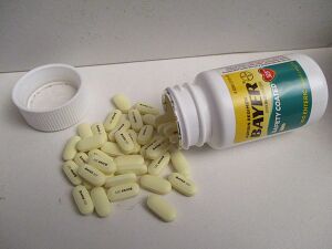 Bayer Aspirin Pills.jpg