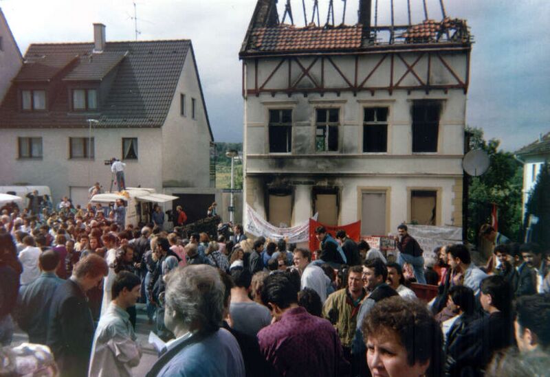 ملف:Brandanschlag solingen 1993.jpg